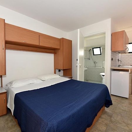 加利波利 Camping La Vecchia Torre酒店 外观 照片