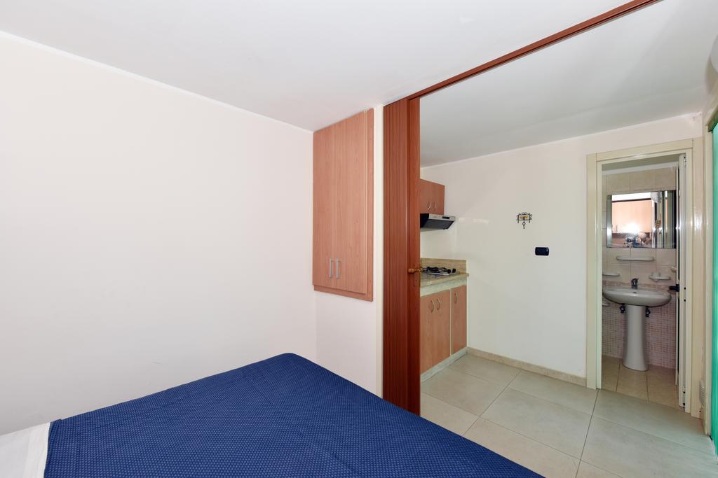 加利波利 Camping La Vecchia Torre酒店 外观 照片