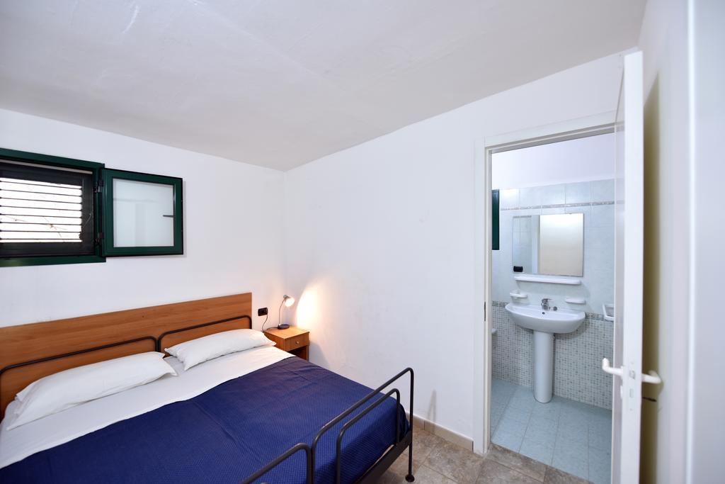 加利波利 Camping La Vecchia Torre酒店 外观 照片