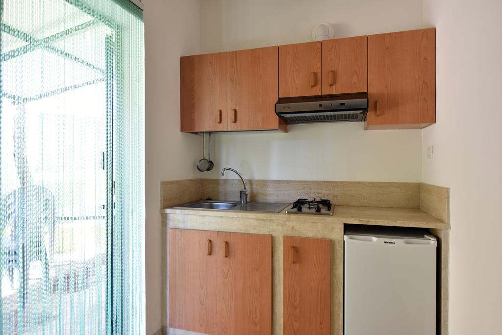 加利波利 Camping La Vecchia Torre酒店 外观 照片