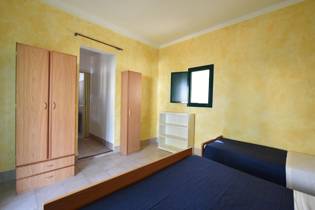 加利波利 Camping La Vecchia Torre酒店 外观 照片